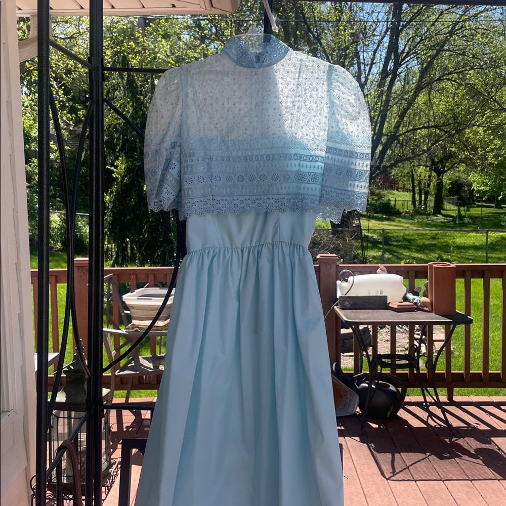 Vicky Vaughn vintage 2 piece gown